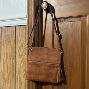 NGIL brown crossbody purse